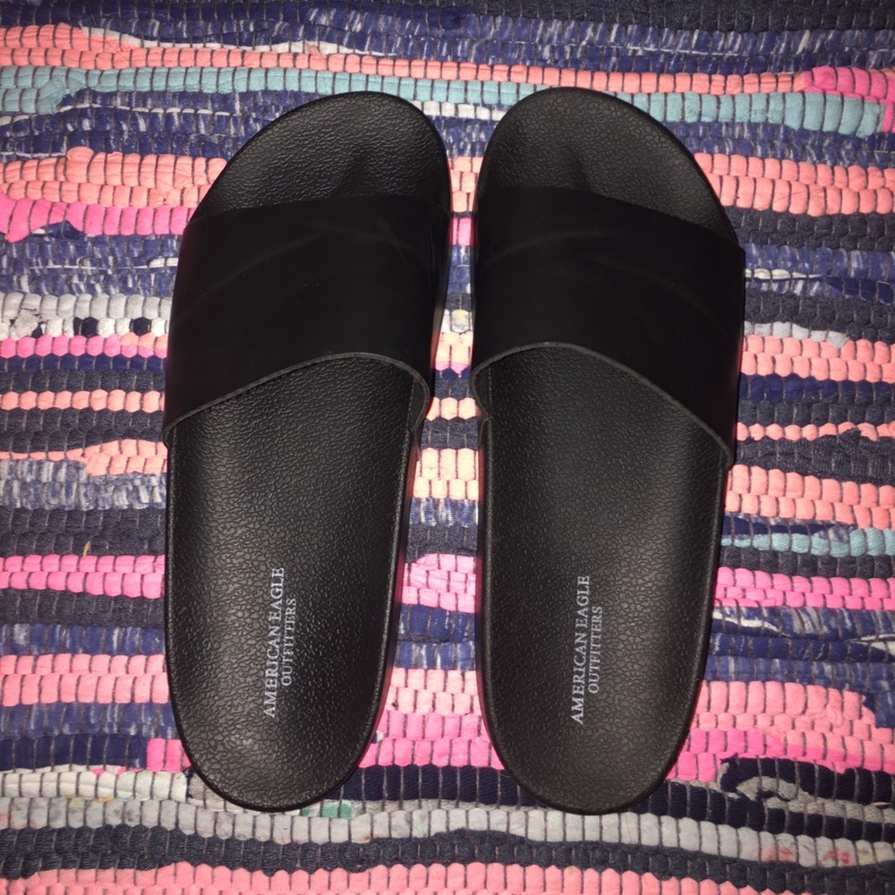 Black American Eagle Slides Size 6 NWOT